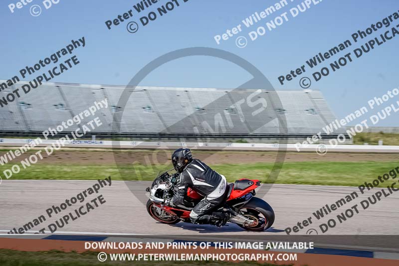 Rockingham no limits trackday;enduro digital images;event digital images;eventdigitalimages;no limits trackdays;peter wileman photography;racing digital images;rockingham raceway northamptonshire;rockingham trackday photographs;trackday digital images;trackday photos